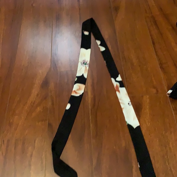 Black Shein romper with pretty flowers with belt that is the same design. Size 8 - Picture 3 of 3